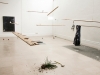 Horizons de Pensées (Équilibres), 2016, oak, rope, various objects, 165 cm x 25 cm x variable dimensions for each plaque, series of unique pieces. Exhibition view of Minimum Utopia, Ecole Nationale Supérieure des Beaux-Arts de Paris, Paris, France, 2016. Photo © Jean-Baptiste Monteil