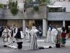 Étoiles Partielles, 2023, action performative dans l’espace public, avec la collaboration de Le Credac pendant la Nuit Blanche, Ivry sur Seine, France. Avec Delphine Bereski, Alessandra Carosi, Cécile Duvelle , Vincent Joseph, Roxanne Lefevre, Bianca Maria Longoni, Virginie Lyobard, Violette Morisseau, Joseph Morisseau, Pablo Ylla-Somers. Performance Etoiles Partielles, Ivry sur Seine, France, 2023. Photo © Diane Arques
