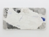 Spleen75, 2019, gravure sur aluminium, plâtre, dimensions variables, pièce unique. Vue d'exposition à la Galerie Yamamoto Rochaix, Londres, GB. Photo © Alexander Christie